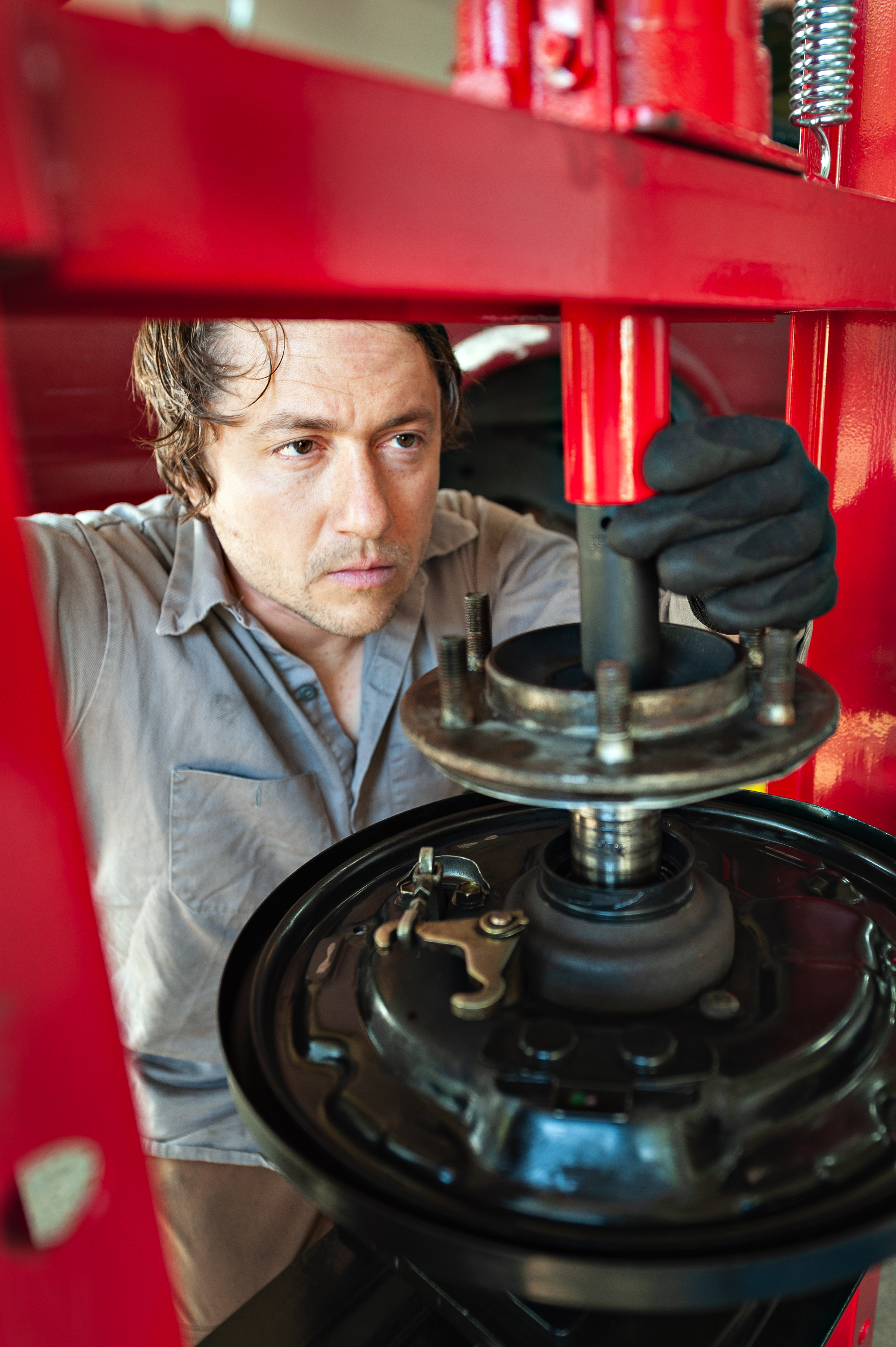 Mobile mechanic servicing car in Burnet TX